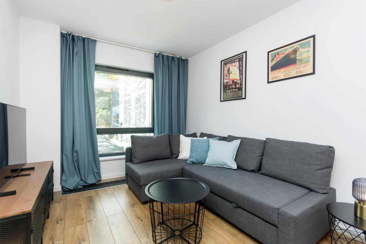 גדינייה Awanport Rentyear Apartments מראה חיצוני תמונה